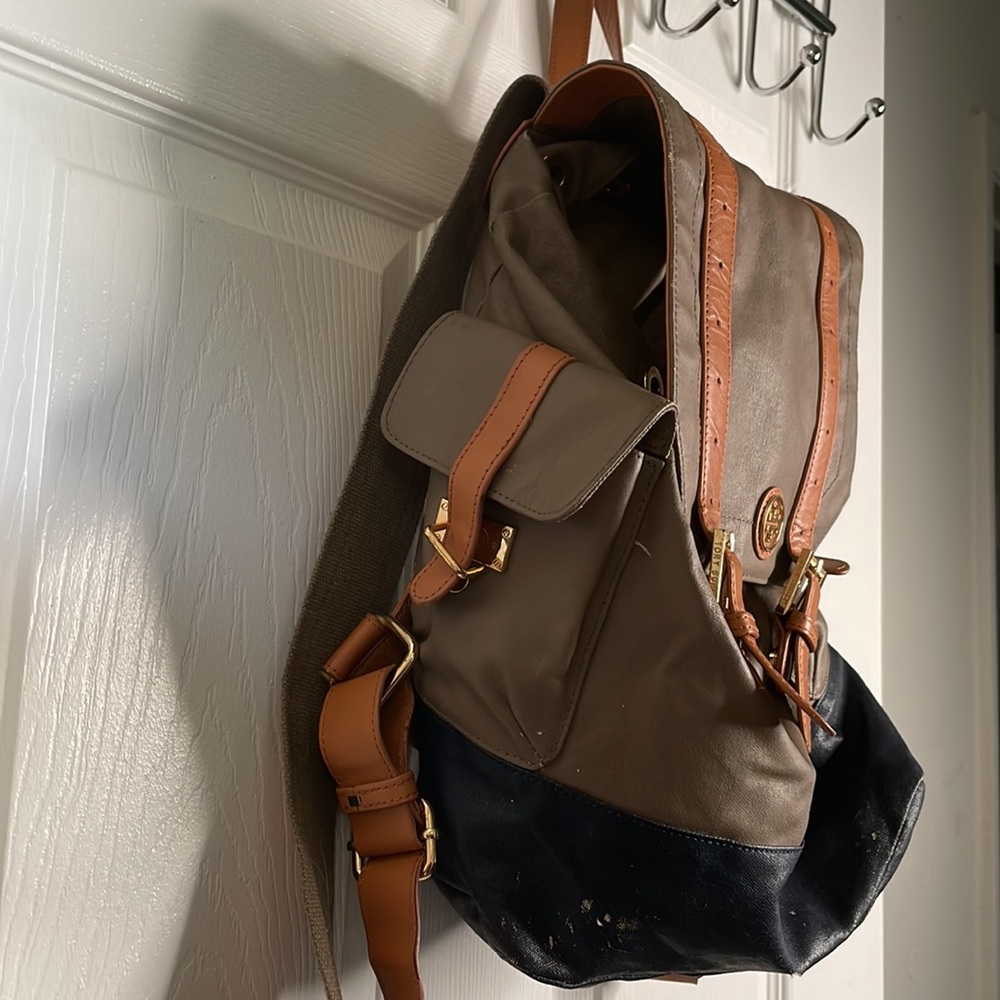 Tory Burch backpack - Picture 3 of 11